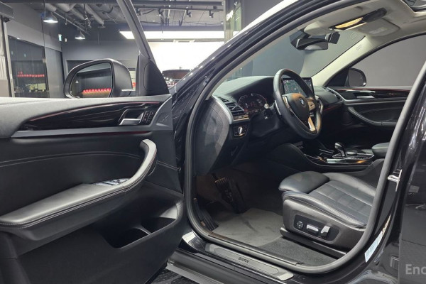 2023 BMW X4 с пробегом 52 537 км