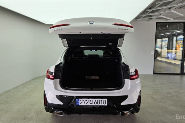 2023 BMW X4 с пробегом 20 453 км