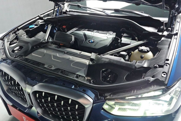 2023 BMW X4 с пробегом 59 975 км