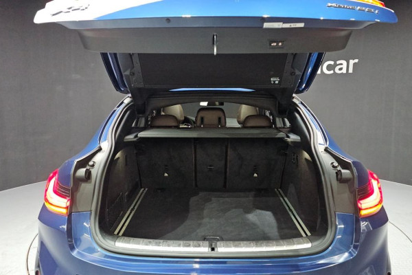 2023 BMW X4 с пробегом 59 975 км