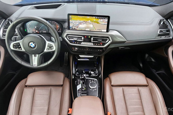 2025 BMW X4 с пробегом 8 063 км