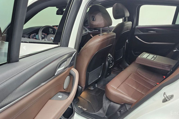 2025 BMW X4 с пробегом 5 035 км