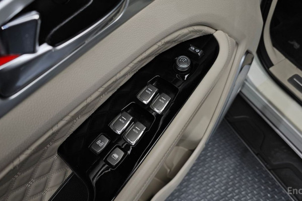 2022 SsangYong Rexton с пробегом 35 816 км