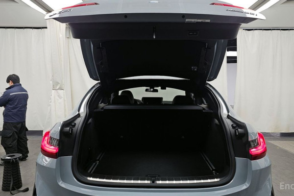 2023 BMW X4 с пробегом 41 386 км