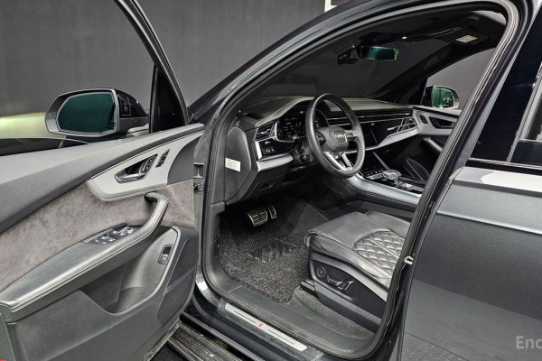 2022 Audi Q7 с пробегом 65 782 км