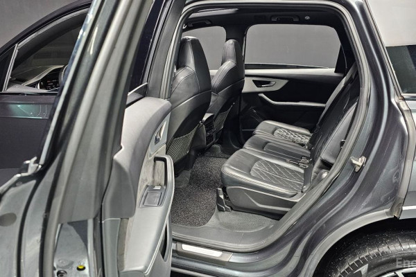 2022 Audi Q7 с пробегом 65 782 км