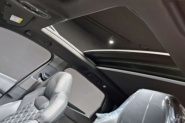 2023 Audi Q7 с пробегом 25 592 км