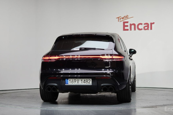 2022 Porsche Macan с пробегом 19 871 км