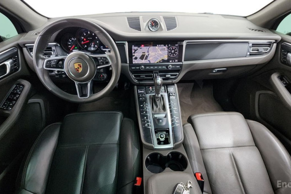 2021 Porsche Macan с пробегом 77 723 км