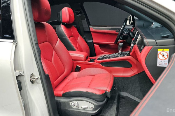 2021 Porsche Macan с пробегом 48 865 км