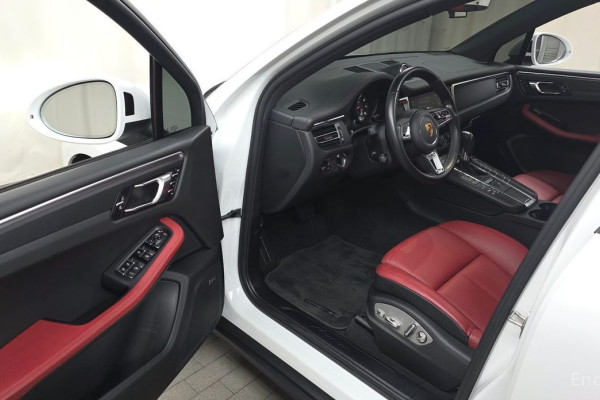 2021 Porsche Macan с пробегом 54 258 км
