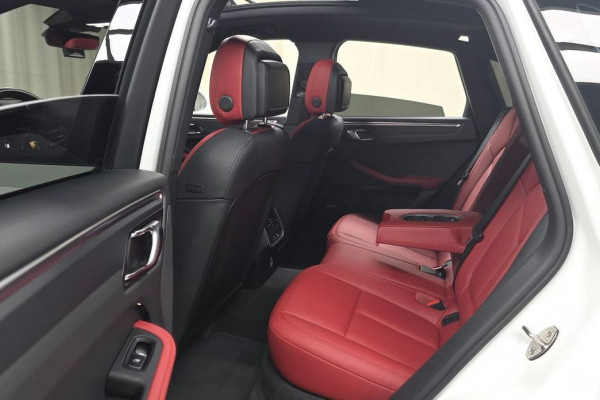 2021 Porsche Macan с пробегом 54 258 км