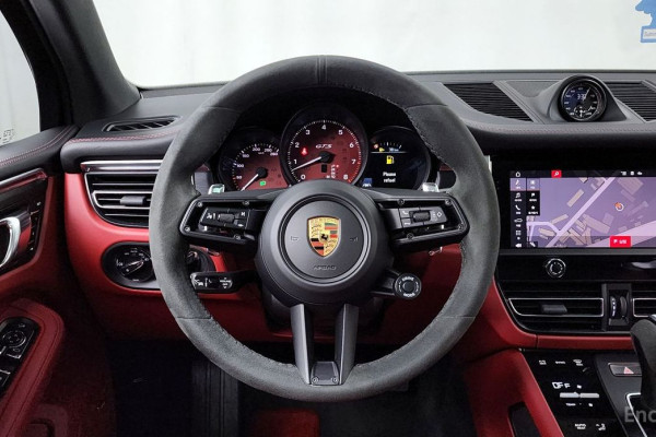 2022 Porsche Macan с пробегом 19 871 км