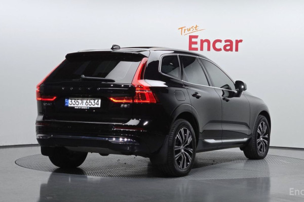 2022 Volvo XC60 с пробегом 59 258 км