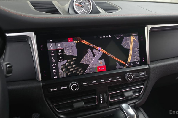 2021 Porsche Macan с пробегом 54 258 км