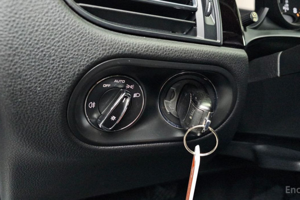 2020 Porsche Macan с пробегом 81 794 км