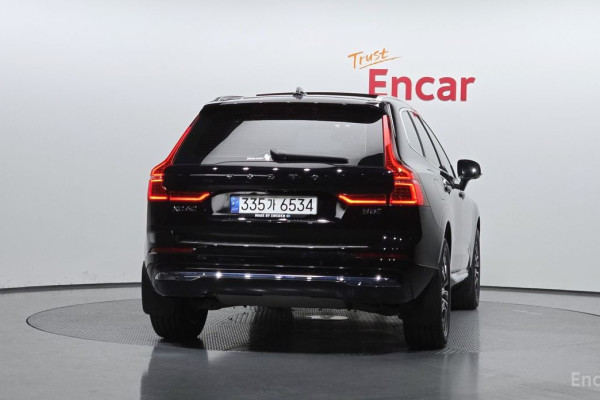 2022 Volvo XC60 с пробегом 59 258 км