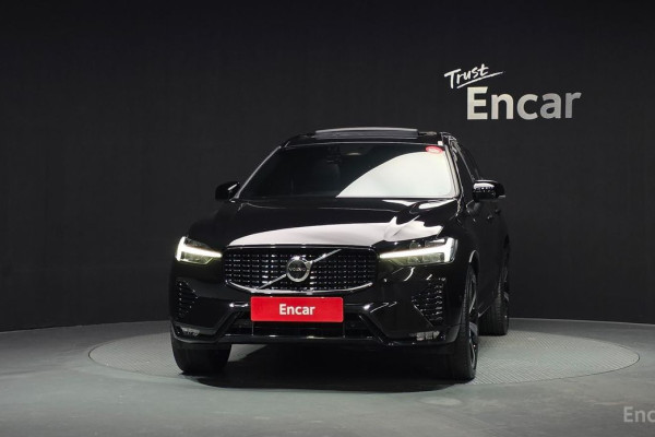 2021 Volvo XC60 с пробегом 33 635 км