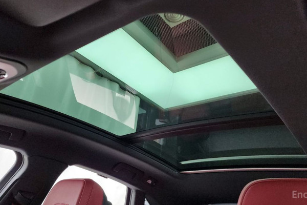 2022 Porsche Macan с пробегом 19 871 км