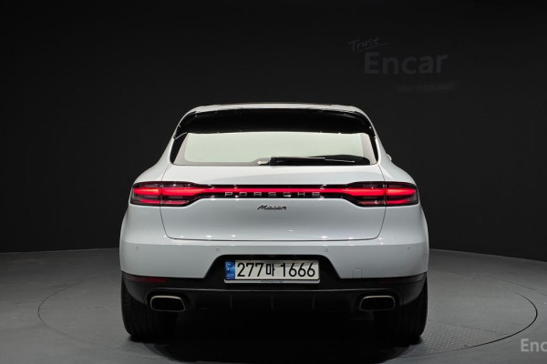 2021 Porsche Macan с пробегом 47 922 км