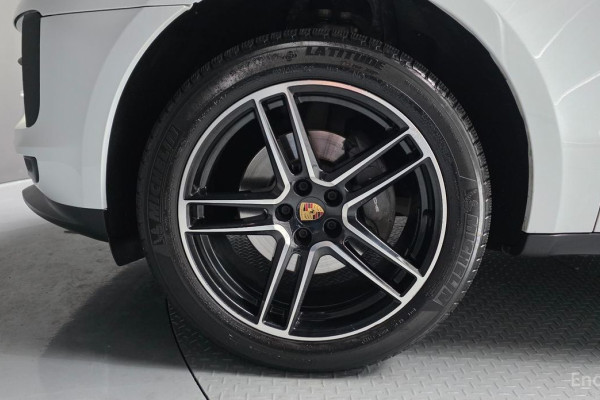 2021 Porsche Macan с пробегом 47 922 км