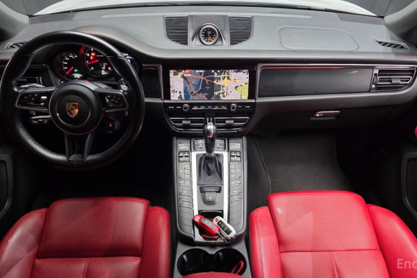 2021 Porsche Macan с пробегом 47 922 км