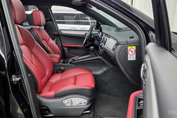 2023 Porsche Macan с пробегом 26 056 км