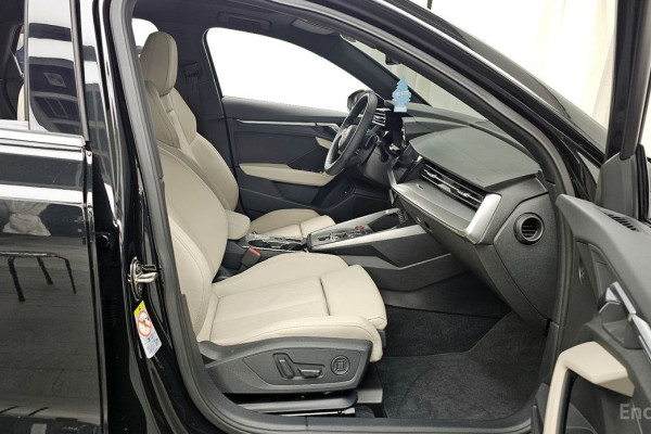 2023 Audi A3 с пробегом 30 049 км