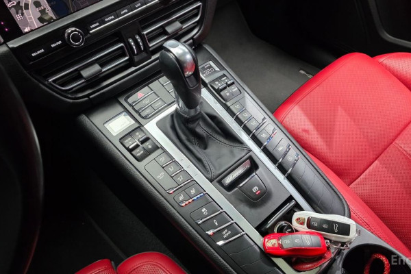 2021 Porsche Macan с пробегом 47 922 км