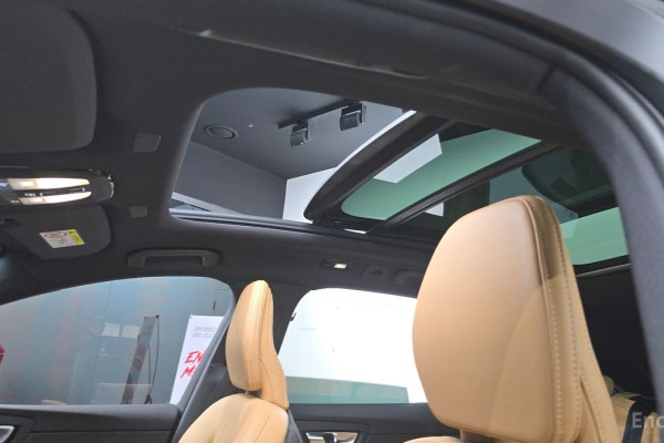 2022 Volvo XC60 с пробегом 59 258 км