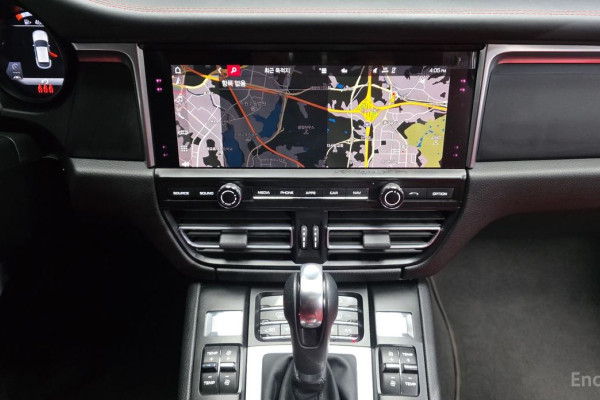 2021 Porsche Macan с пробегом 47 922 км