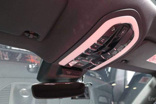 2021 Porsche Macan с пробегом 47 922 км