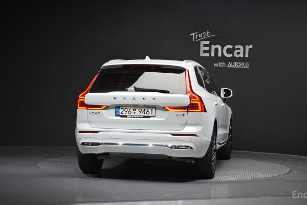 2022 Volvo XC60 с пробегом 29 655 км