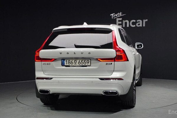 2021 Volvo XC60 с пробегом 18 952 км
