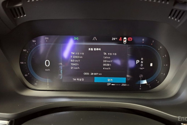 2022 Volvo XC60 с пробегом 28 907 км