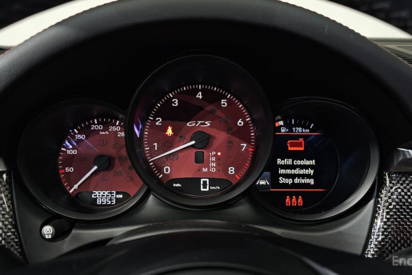 2023 Porsche Macan с пробегом 28 953 км