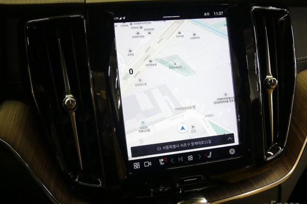 2022 Volvo XC60 с пробегом 48 636 км