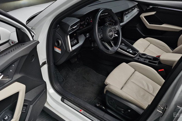2023 Audi A3 с пробегом 17 928 км