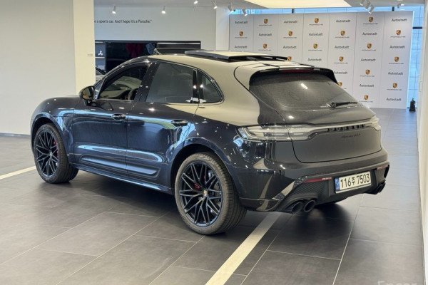 2022 Porsche Macan с пробегом 34 900 км