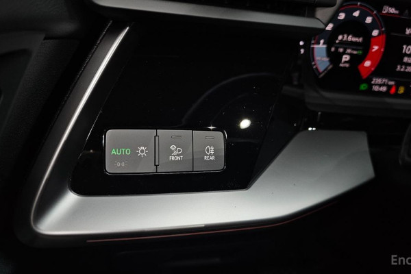 2023 Audi A3 с пробегом 23 571 км