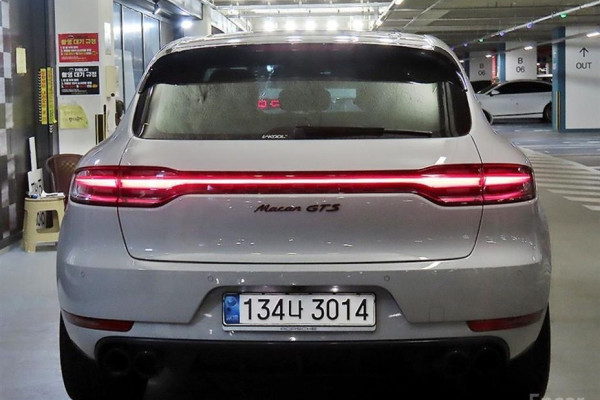 2020 Porsche Macan с пробегом 29 702 км