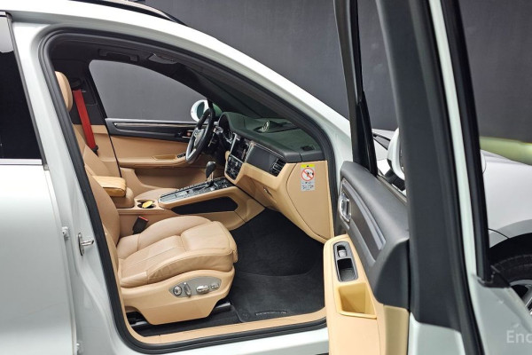 2021 Porsche Macan с пробегом 84 592 км