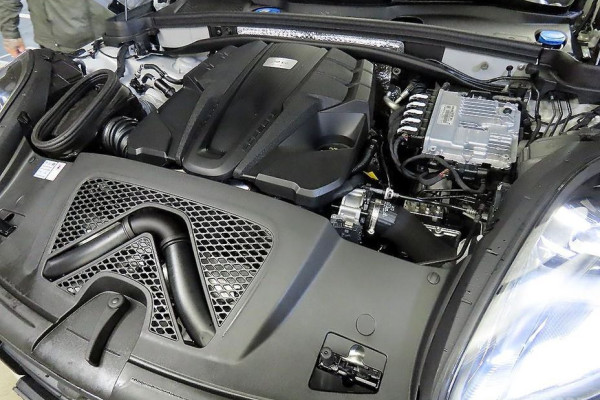 2020 Porsche Macan с пробегом 29 702 км