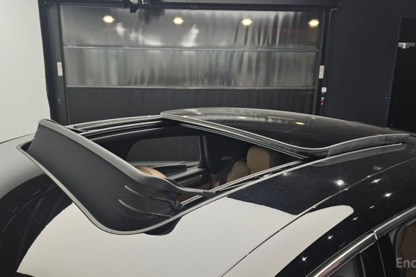 2022 Porsche Macan с пробегом 17 629 км