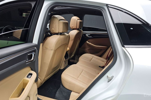 2021 Porsche Macan с пробегом 84 592 км