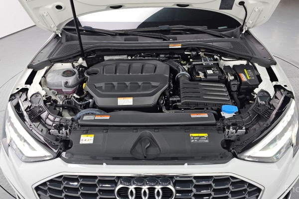 2023 Audi A3 с пробегом 28 316 км