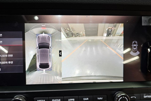 2021 Porsche Macan с пробегом 84 592 км