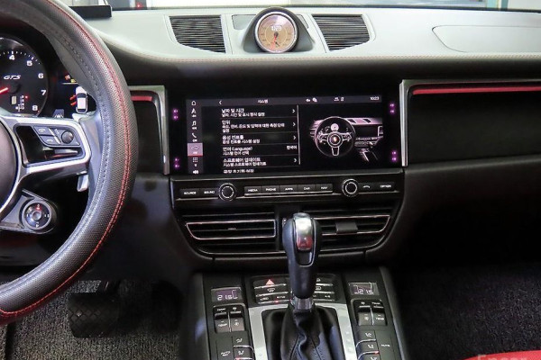 2020 Porsche Macan с пробегом 29 702 км