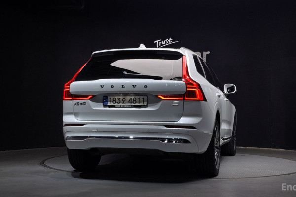 2022 Volvo XC60 с пробегом 51 584 км