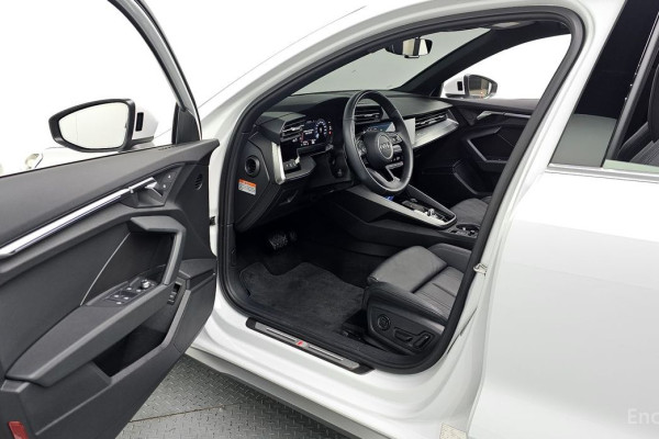 2023 Audi A3 с пробегом 28 316 км